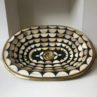 Marokkaanse brass waskom met camelbone  36x48,5cm