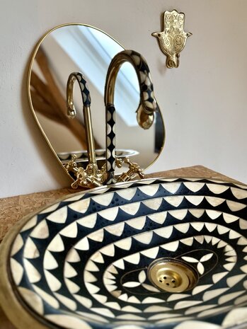 Marokkaanse brass waskom met camelbone  36x48,5cm